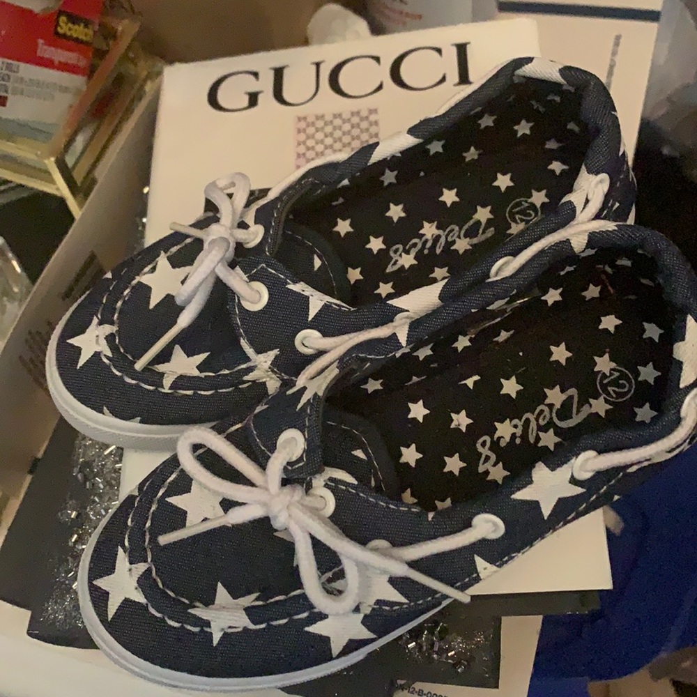 Delic 8 Navy Shoes with White Stars!